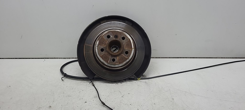 Wheel hub