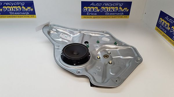 Window lifting mechanism without motor