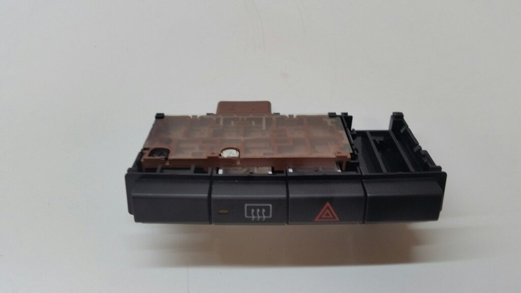 Warnblinkschalter DAIHATSU CHARADE VI (L251, L250_, L260_)