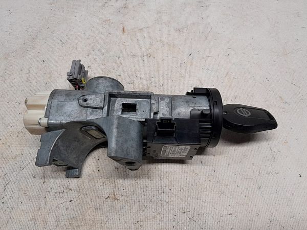 Engine ECU kit and lock set