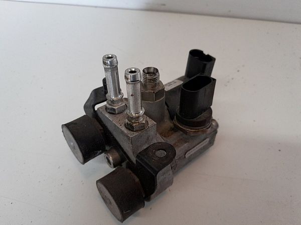 Fuel tank valve