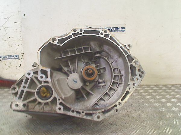 Schaltgetriebe OPEL CORSA C (X01)