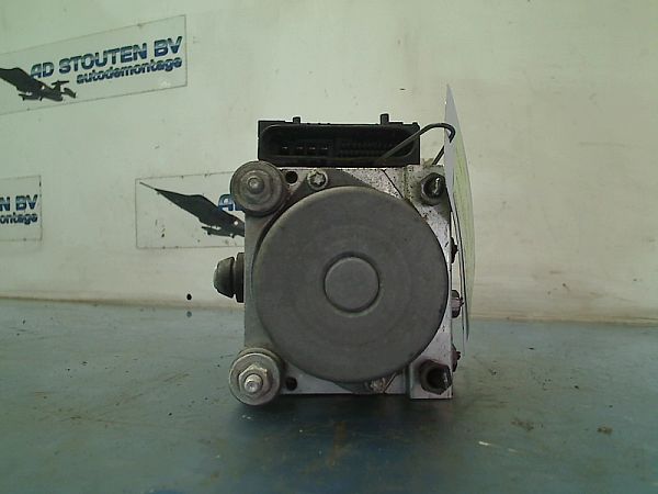 ABS - pump NISSAN NOTE (E11, NE11)