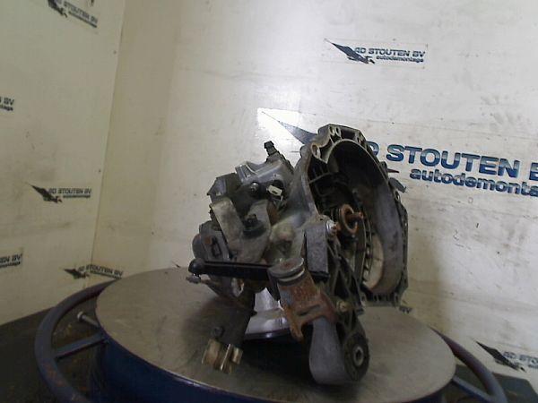 Schaltgetriebe OPEL CORSA C (X01)