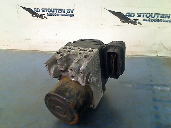 ABS Pumpe LEXUS IS II (_E2_)