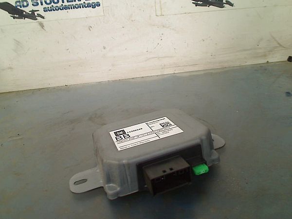 Gps/navigationsdele OPEL ADAM (M13)