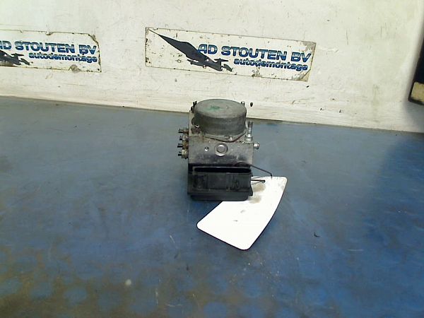 ABS - pump NISSAN NOTE (E11, NE11)