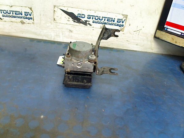 ABS - pump NISSAN NOTE (E11, NE11)