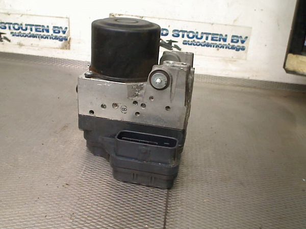 ABS Pumpe LEXUS IS II (_E2_)