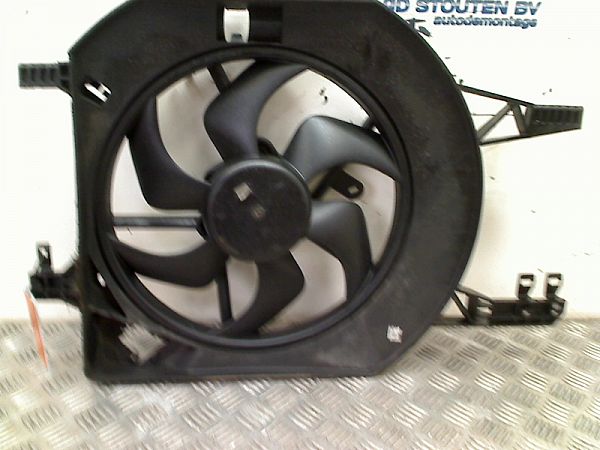 Elektryczny wentylator chłodnicy OPEL VIVARO A Box (X83)