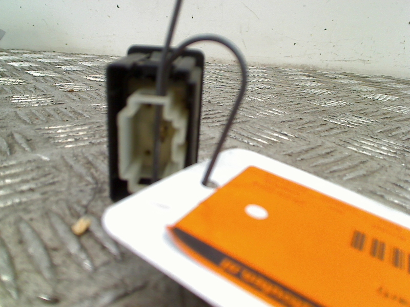 Diverse schakelaars MAZDA TRIBUTE (EP)