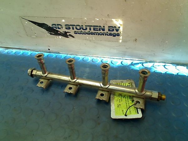 Rampe haute pression / tuyau de buse d'injection VW POLO (6R1, 6C1)