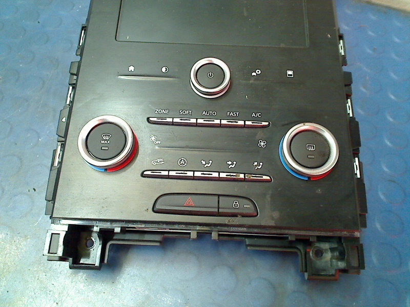 Renault MEGANE IV Hatchback (B9A/M/N_) Display 681833236R