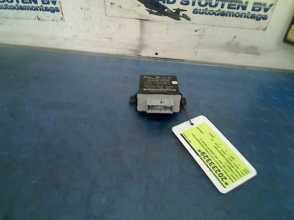 Xenon / LED relay VW SCIROCCO (137, 138)