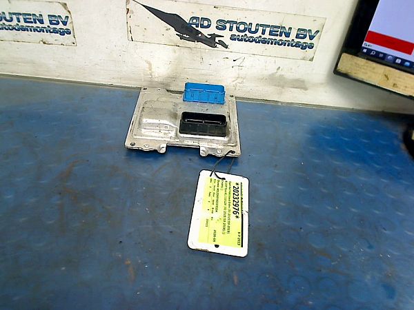 Motorsteuergerät (ECU) OPEL KARL (C16)