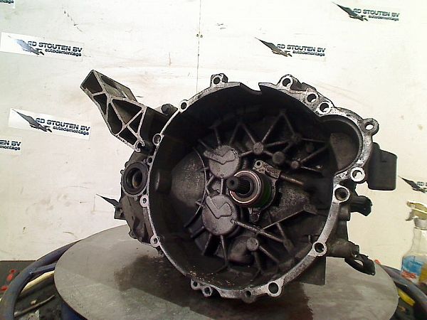 Schaltgetriebe VOLVO V40 Estate (645)