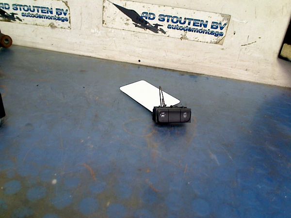 Start- und Stopkontakt OPEL CORSA F (P2JO)