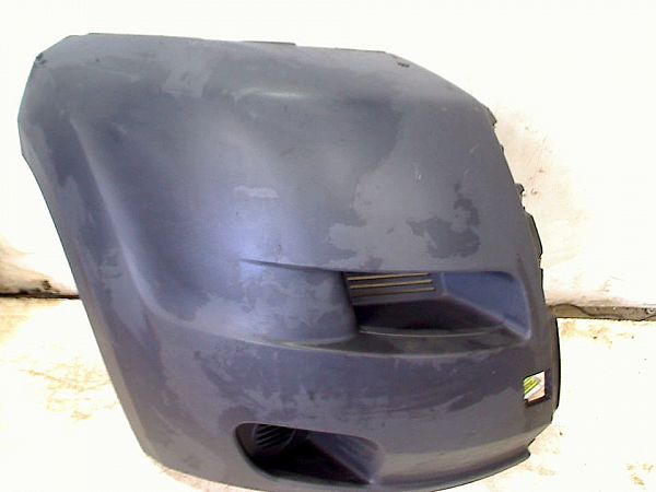 Front bumper trim