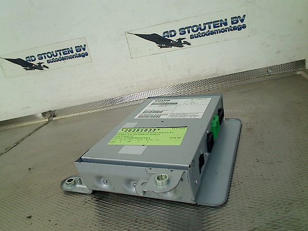 Sound amplifier