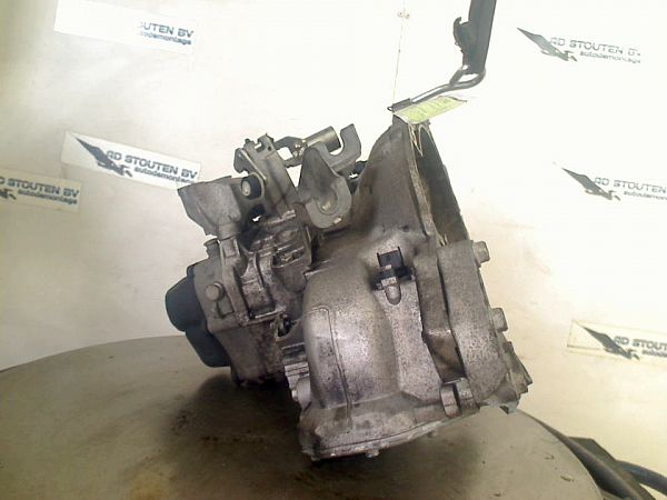 Schaltgetriebe CHEVROLET AVEO Hatchback (T300)