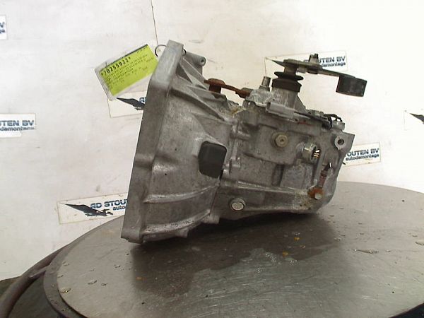 Schaltgetriebe TOYOTA AYGO (_B4_)