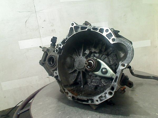 Schaltgetriebe KIA VENGA (YN)