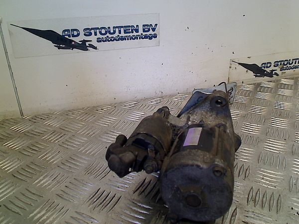 Starter DAIHATSU STORIA (M1)