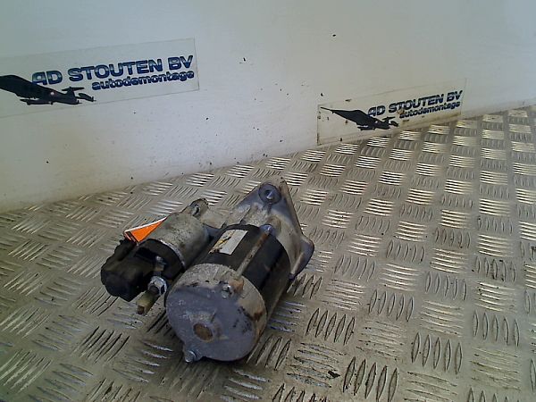 Starter DAIHATSU YRV (M2)