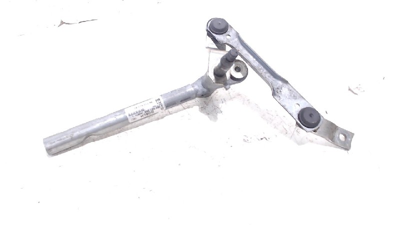Windshield wiper linkage and motor