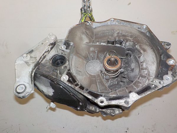 Schaltgetriebe OPEL CORSA D (S07)