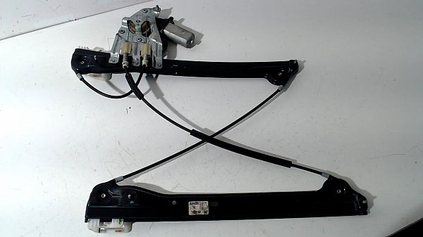 Door window regulator with motor