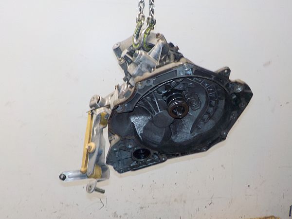 Schaltgetriebe OPEL CORSA D (S07)