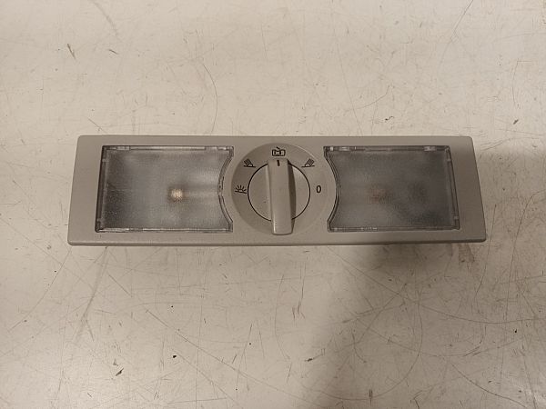 Boîte de rangement de porte