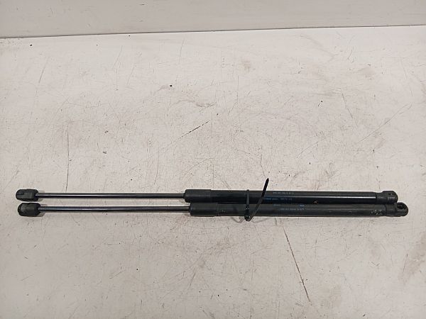 6R6-827-550-A-01S : amortisseur hayon arrière - Autoparts24