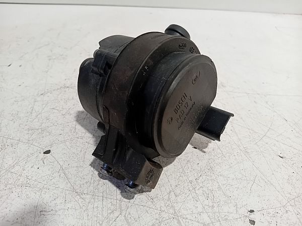 Wasserpumpe RENAULT MEGANE IV Hatchback (B9A/M/N_)