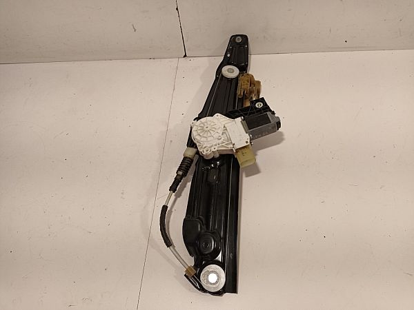 Door window regulator with motor
