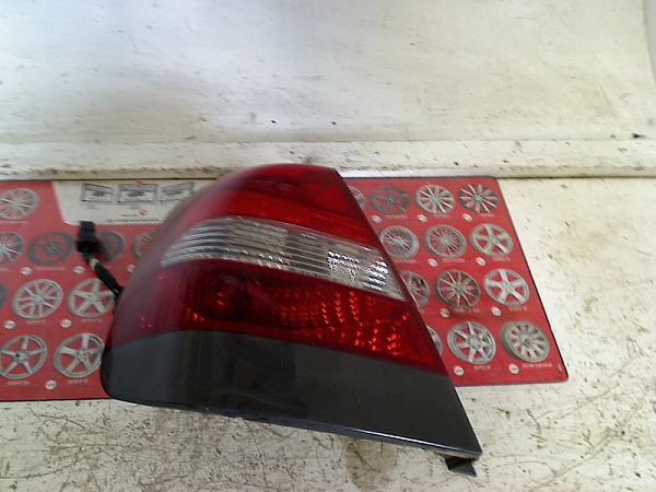 Rücklicht DAEWOO NUBIRA Saloon (J100)
