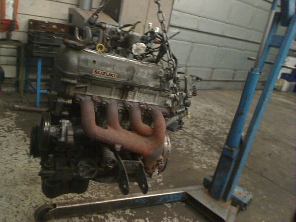 Motor SUZUKI WAGON R+ Hatchback (EM)