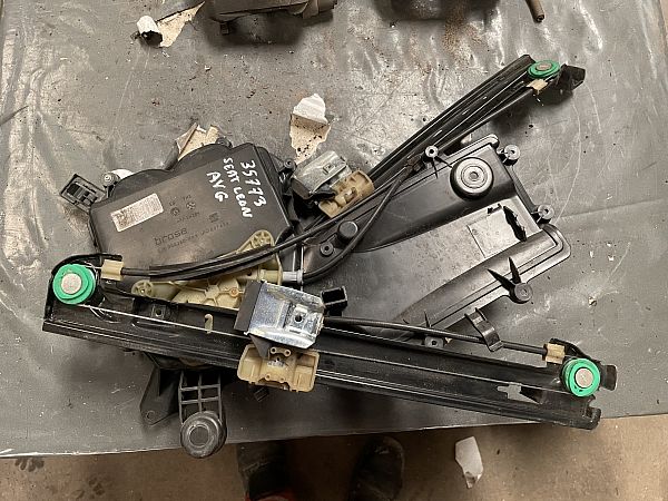 Window regulator SEAT LEON (1P1)