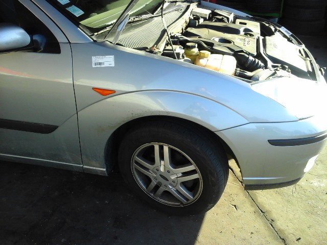 Kotflügel vorne rechts FORD FOCUS Turnier (DNW)