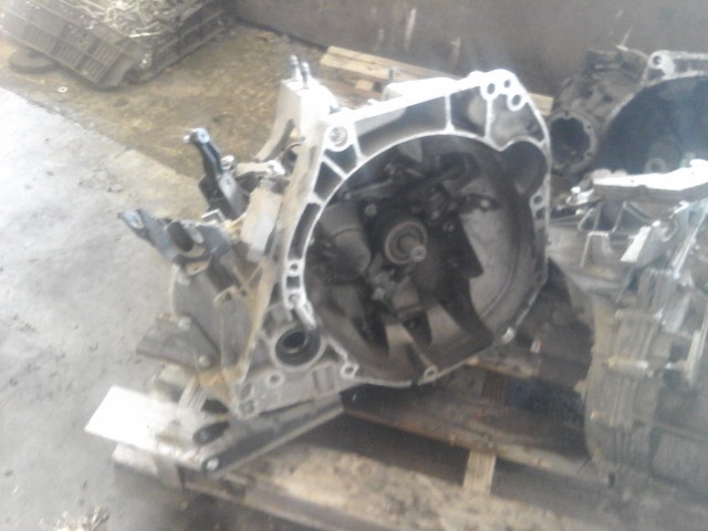 Schaltgetriebe DACIA SANDERO II