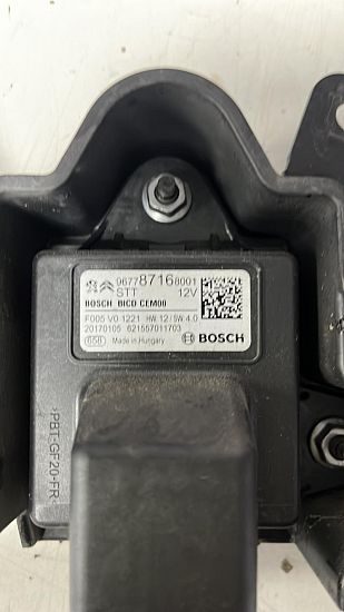 Glow plug pre-heat relay