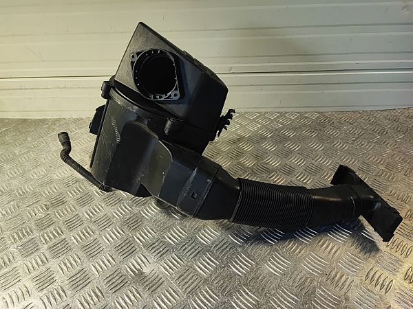 Air filter box
