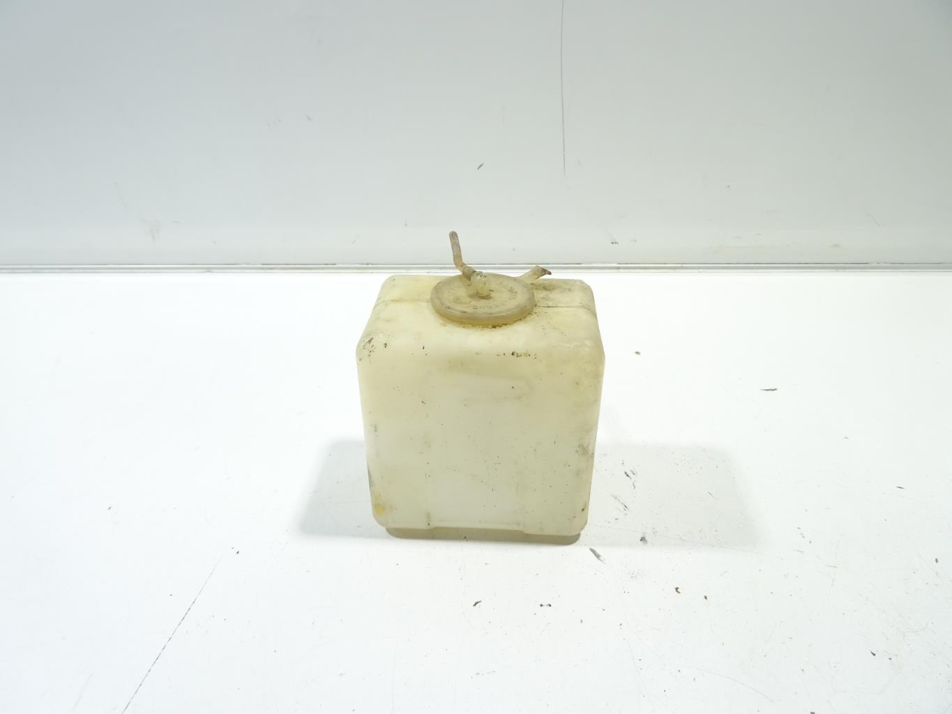 Wischwaschbehälter PEUGEOT J7 Platform/Chassis