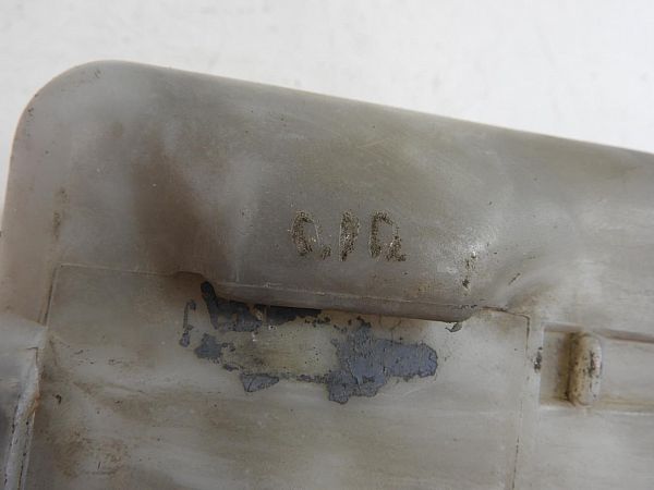 Wischwaschbehälter ISUZU RODEO I (TFR, TFS)