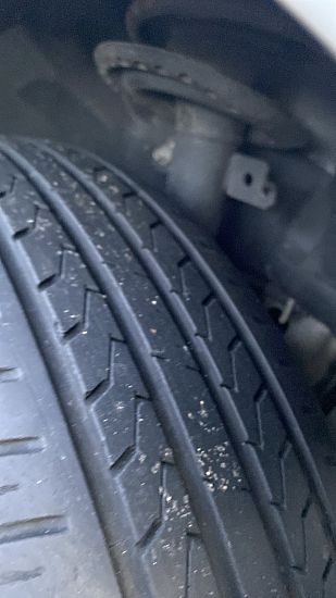 Federbein vorn NISSAN NV250 Box (X61)