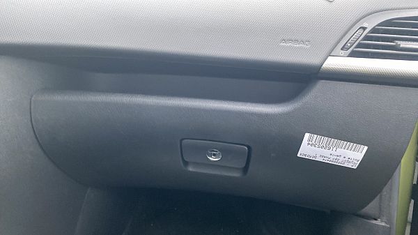 Porte-boîte à Gants Pour Peugeot 207 Phase 2 Break - Pièce D'occasion En Bon état, Référence 8218RP