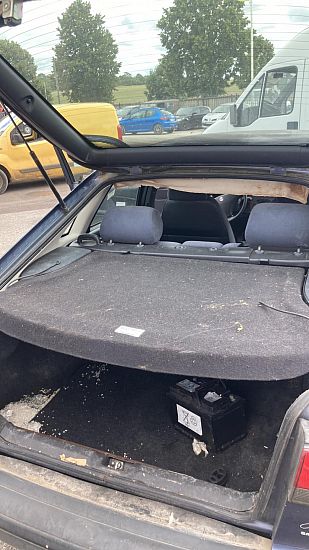 Hutablage SAAB 900 Mk II