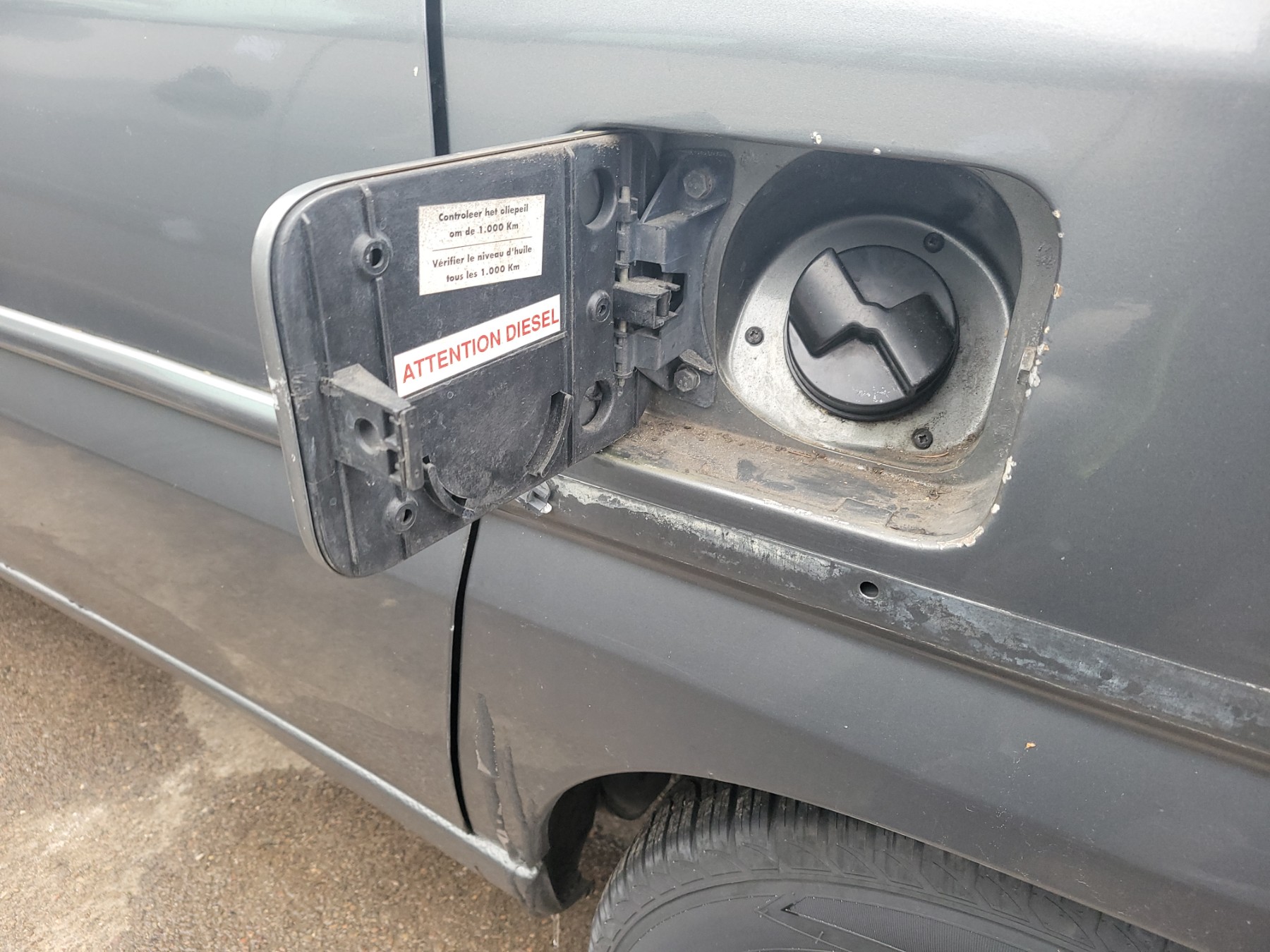 Tankklappe LANCIA ZETA (22_)