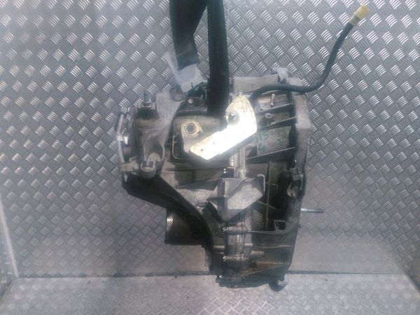 Schaltgetriebe DACIA DUSTER (HS_)